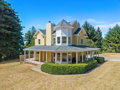 Photo of 300 Antrim Lane, Bayside South, CA 95524 (MLS # 273233)