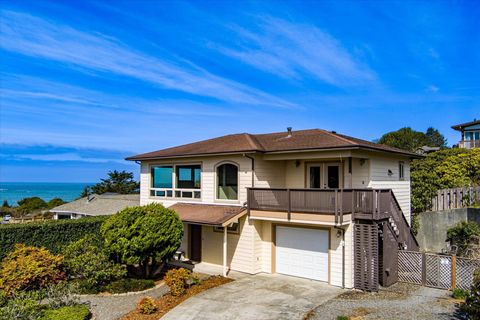 Photo of 826 Edwards Street, Trinidad, CA 95570 (MLS # 271849)