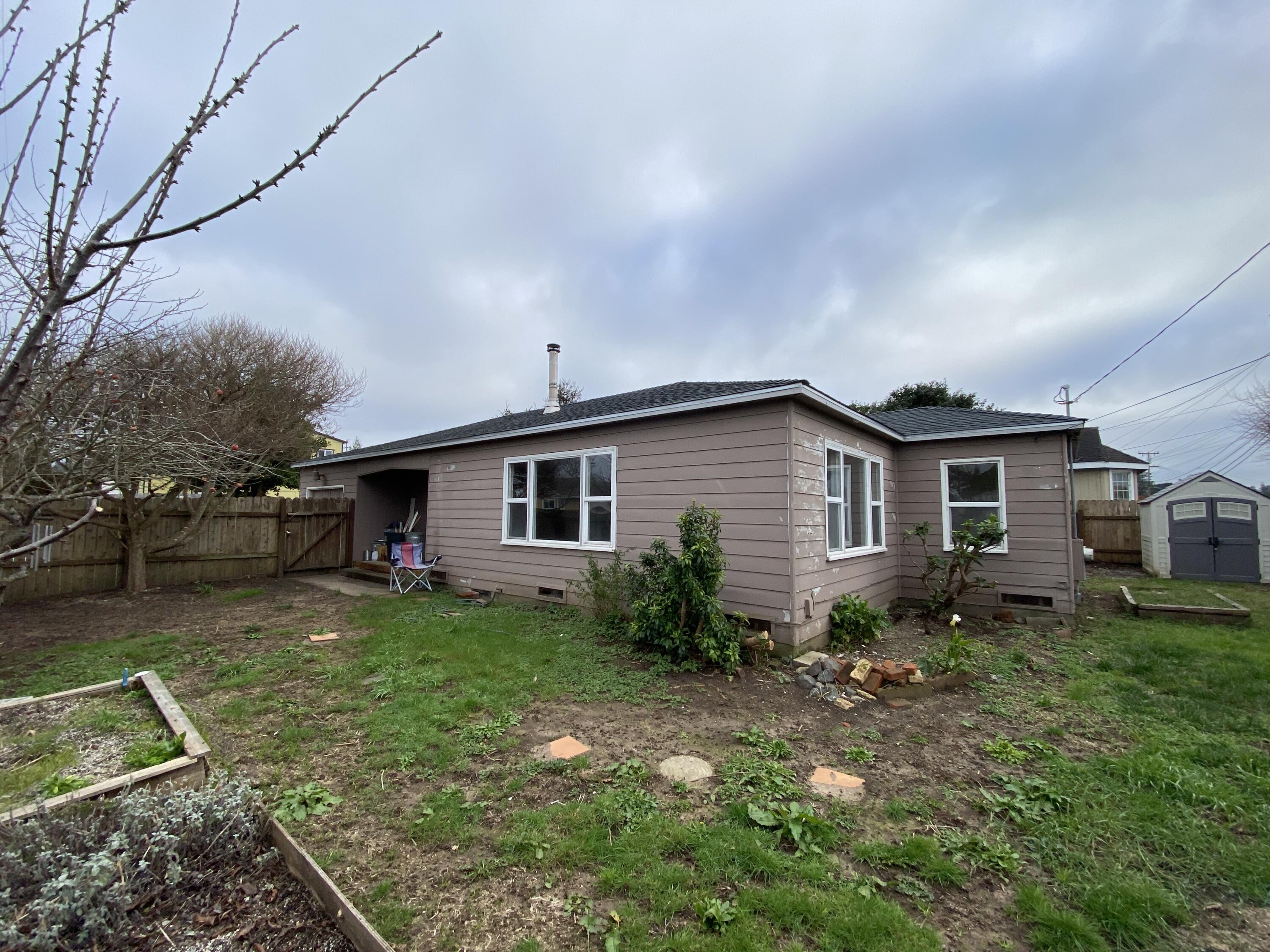 1035 Highland Avenue