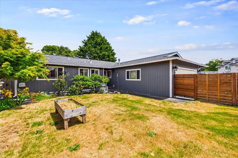MLS: 269637