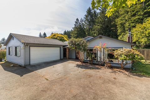 2210 Cochran Road, McKinleyville, CA 95519 - #: 267004