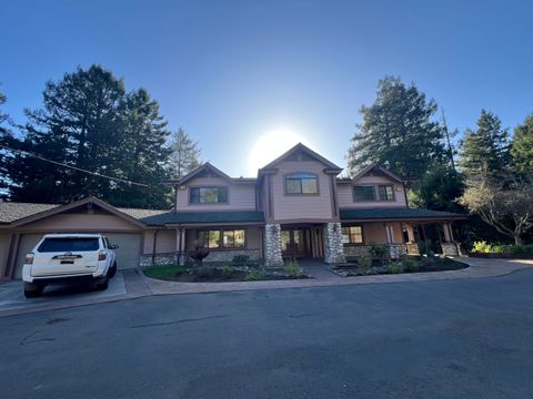 Photo of 1531 Fickle Hill Road, Arcata, CA 95521 (MLS # 271937)