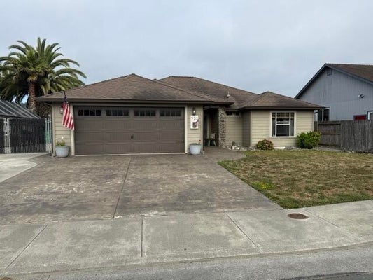 723 SPRINGVILLE AVE, FORTUNA, CA 95540 - Image 67cabcaa79bf2aac0a7f7dfdc5403919/114758504