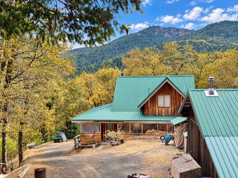 Photo of 815 Berry Court, Bridgeville, CA 95526 (MLS # 273593)