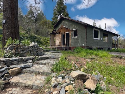 30 Hennessey Road, Burnt Ranch, CA 95527 - #: 264078