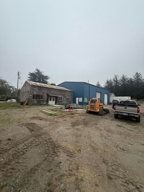 Photo of 1397 Eeloa Avenue, Fortuna, CA 95540 (MLS # 271667)