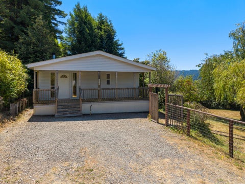 Photo of 496 Glenwood Lane, McKinleyville, CA 95519 (MLS # 272949)