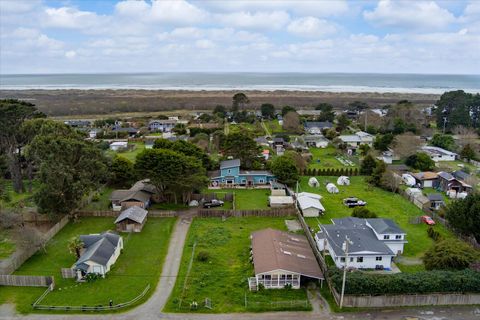 Photo of 1650 Bird Avenue, McKinleyville, CA 95519 (MLS # 271569)