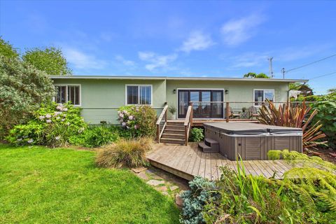Photo of 2561 Donna Drive, Humboldt Hill, CA 95503 (MLS # 272206)