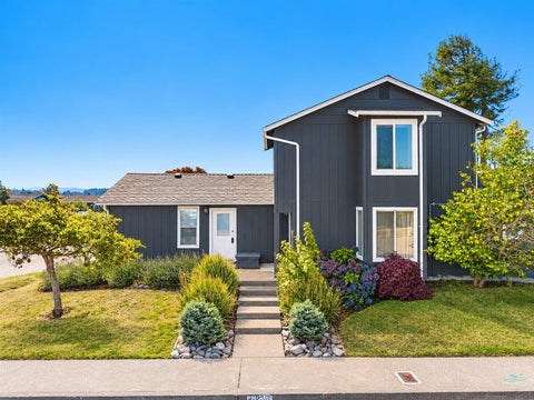 Photo of 1968 Cascara Street, McKinleyville, CA 95519 (MLS # 273551)
