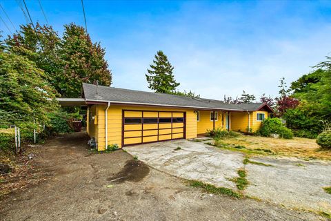 Photo of 1776 Golf Course Road, Bayside South, CA 95524 (MLS # 271929)