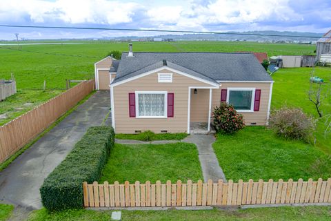 3781 Grizzly Bluff Road, Ferndale, CA 95536 - #: 266433