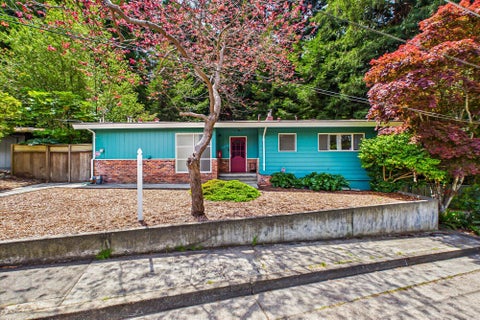 Photo of 2854 Moore Avenue, Eureka, CA 95501 (MLS # 272111)