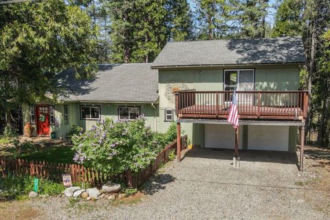 Photo of 171 Airport Road, Trinity Center, CA 96091 (MLS # 272001)