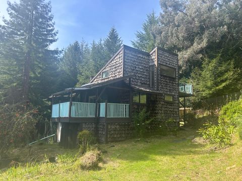 Photo of 125 Eileen Road, Shelter Cove, CA 95589 (MLS # 272055)
