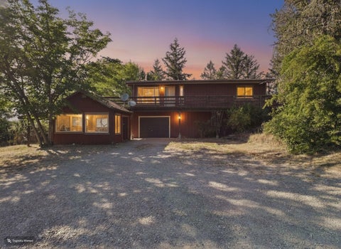 Photo of 133 Arthur Road, Garberville, CA 95542 (MLS # 272712)