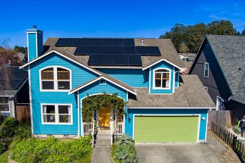 Photo of 1321 Silverado Avenue, McKinleyville, CA 95519 (MLS # 271806)