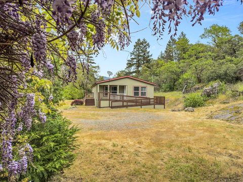 282 West Pearch Creek Road, Orleans, CA 95556 - #: 266620