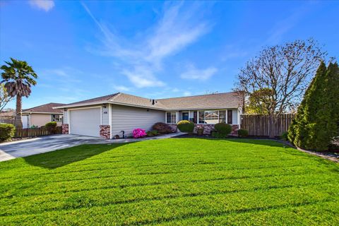 Photo of 458 Guido Avenue, Fortuna, CA 95540 (MLS # 271839)