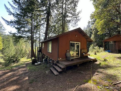 3556 Lower Thomas Road, Miranda, CA 95553 - MLS#: 269315