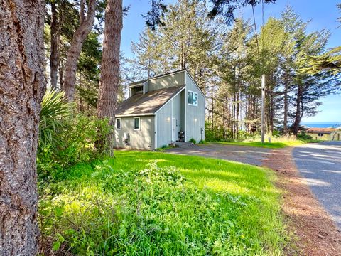 118 Seafoam Road, Shelter Cove, CA 95589 - MLS#: 269271