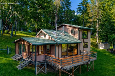 Photo of 4001 Old Briceland Road, Garberville, CA 95542 (MLS # 272861)