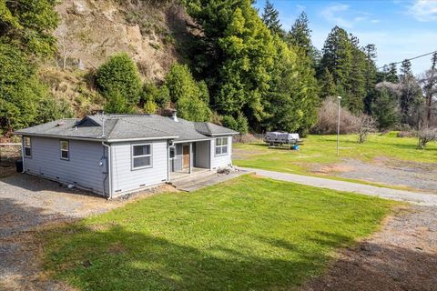 Photo of 439 Northwestern Avenue, Fortuna, CA 95540 (MLS # 271475)