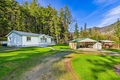 Photo of 50 W Oden Flat Road, Salyer, CA 95563 (MLS # 271894)