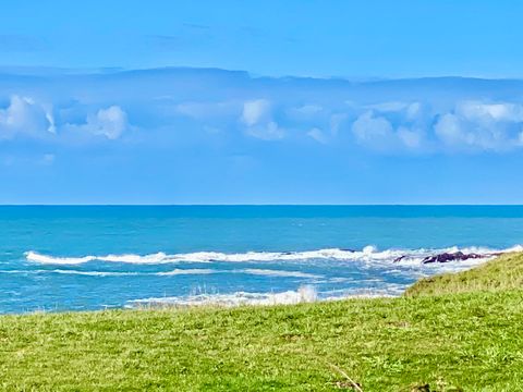 Photo of 806 Lower Pacific Drive, Shelter Cove, CA 95589 (MLS # 271651)