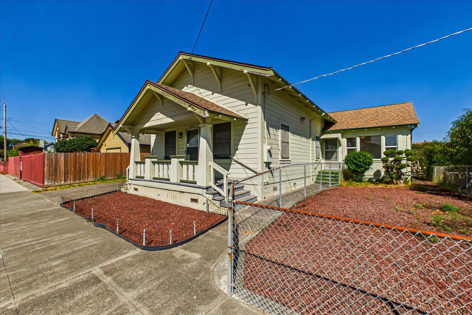 1225 9th Street