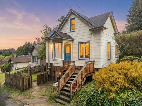 Photo of 3324 Lowell Street, Eureka, CA 95501 (MLS # 272249)