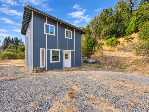 Photo of 471 Wallan Road, Garberville, CA 95542 (MLS # 273334)