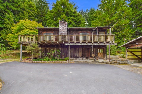 Photo of 3045 Pigeon Point Road, Eureka, CA 95503 (MLS # 273167)