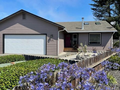 Photo of 2335 Bongio Court, Eureka, CA 95503 (MLS # 271561)
