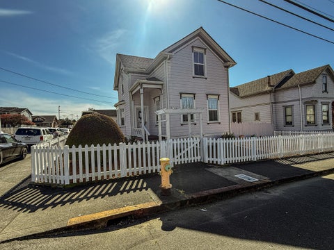 Photo of 201 W Del Norte Street, Eureka, CA 95501 (MLS # 272999)