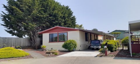 Photo of 136 Castle Court, Fortuna, CA 95540 (MLS # 271977)