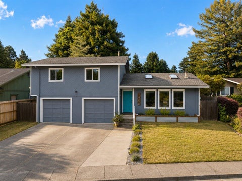 Photo of 1400 Leslie Road, Eureka, CA 95503 (MLS # 273228)