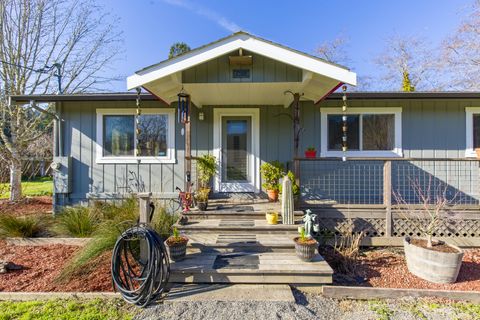 Photo of 7518 Elk River Court, Eureka, CA 95503 (MLS # 271571)