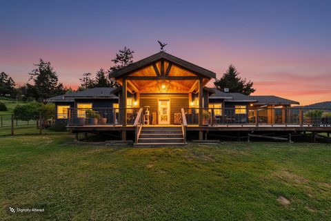 Photo of 549 Brown Road, Myers Flat, CA 95554 (MLS # 272096)