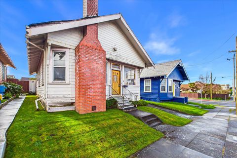 Photo of 8 Clark Street, Eureka, CA 95503 (MLS # 271592)