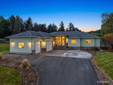 Photo of 1163 Elizabeth Barcus Way, Fortuna, CA 95540 (MLS # 271978)