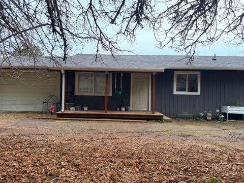 Photo of 44244 Highway 36, Bridgeville, CA 95526 (MLS # 271707)