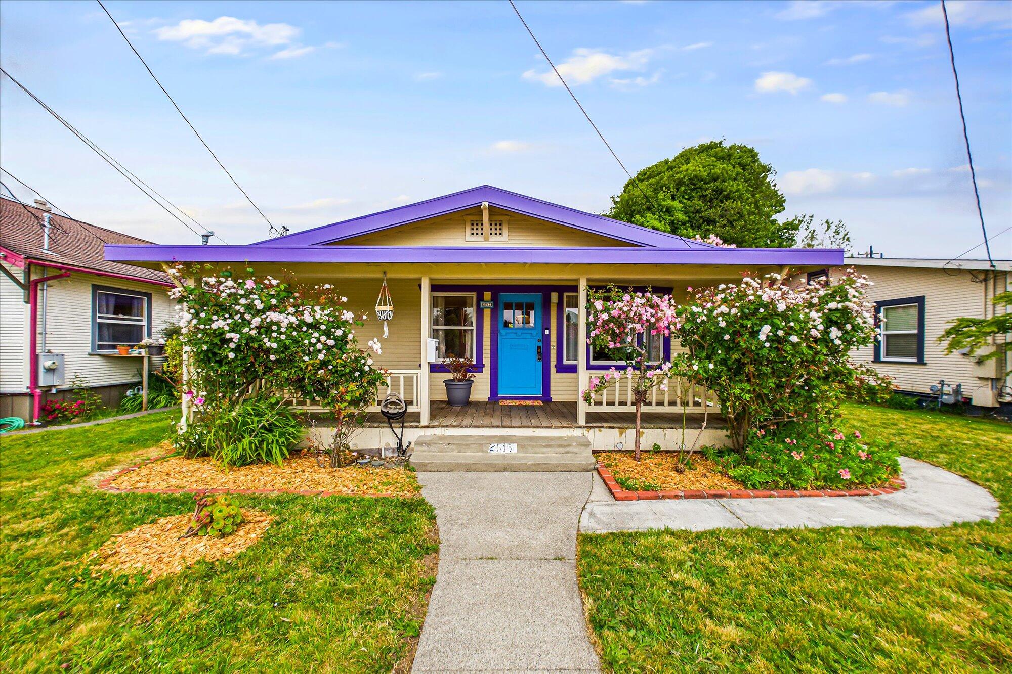 2515 K Street