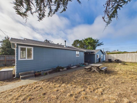 Photo of 1330 Muncie Street, Eureka, CA 95503 (MLS # 273542)