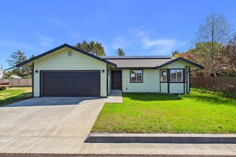 Photo of 1201 Lily Kay Lane, McKinleyville, CA 95519 (MLS # 271846)