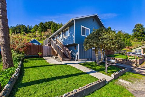 Photo of 585 View Avenue, Rio Dell, CA 95562 (MLS # 271732)