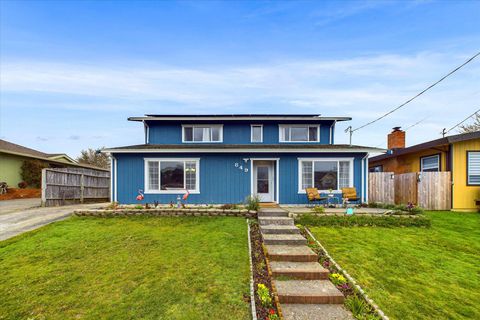 Photo of 849 Perrott Avenue, Loleta, CA 95551 (MLS # 271979)