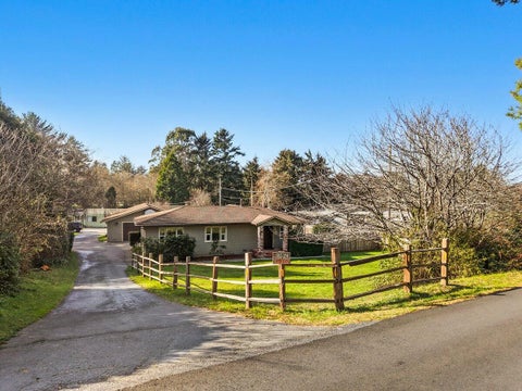Photo of 3024 Halfway Avenue, McKinleyville, CA 95519 (MLS # 272494)