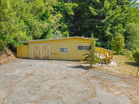 Photo of 4973 Canyon Drive, Cutten, CA 95503 (MLS # 272822)