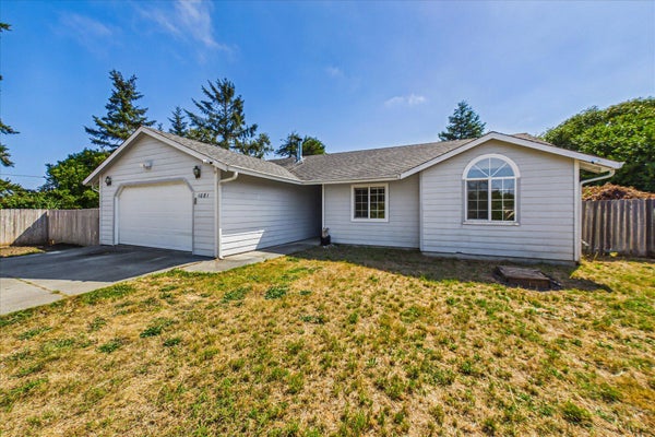1081 LLOYD ST, EUREKA, CA 95503 - Image f2e1362ccfd81d44dfb3d48b32af8d96/2705087316